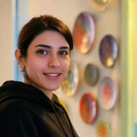 Niusha Esmaeili Najmi