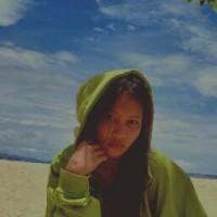 Christin E