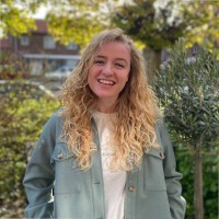 Ella Moors