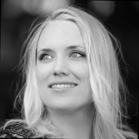 Elske Van der Scheer (she/her)