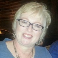Lesley Arnold