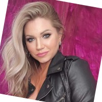 Jessica James