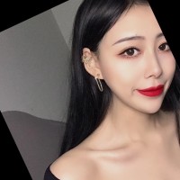 何雅婷