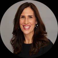 Leslie Snyder