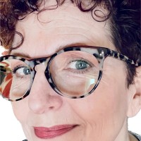 Tracey Oliver