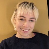 Halle Thompson