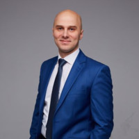 Костянтин Савінський