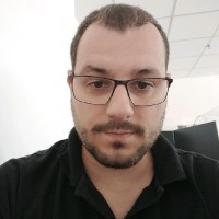 Vinícius Adriano Silva
