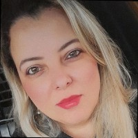 Monique Dourado