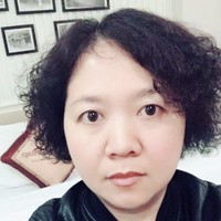 杨红英