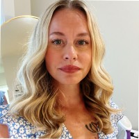 Randi Price (Stenkamp)