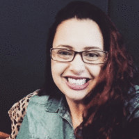 Priscila L. Abrão