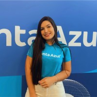 Thayná Karoline Bello