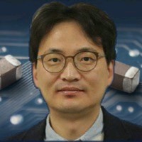 Jong Ho Lee