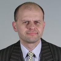 Ing. Robert M r v i s