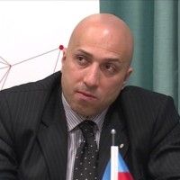 Dr. Zaur Akhmedzadeh