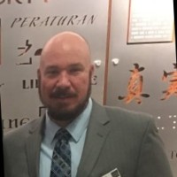 Jon-Thomas R.
