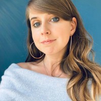 Julie OLIVER