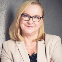 Claudia Poß