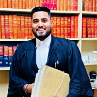Adv Vivek Prakash