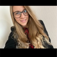 Kristīne Upeniece