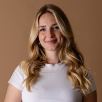 Anna McGuire
