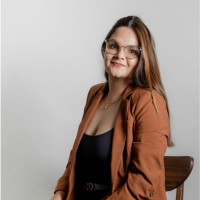 Laura Raya