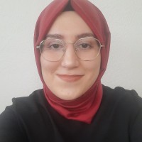 Esra Çeprek