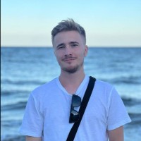 Дмитрий Сюсюра