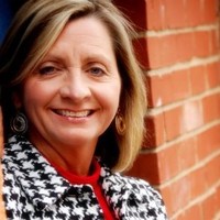 Debra Giles
