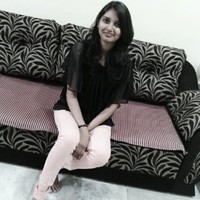 Poonam Mahajan