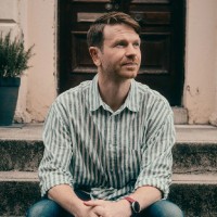 Tom Cairns