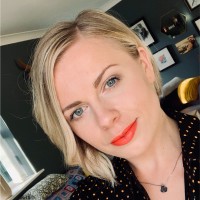 Lizzie Stapley