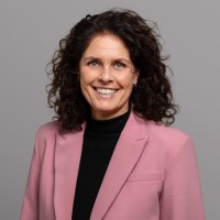 Angela Van Kuringen