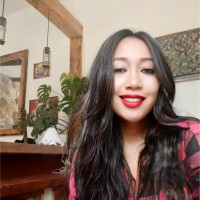 Eryl Ayu Ross