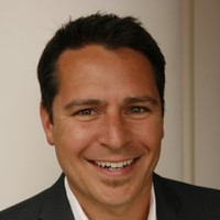 Dr. Robert Gonzalez