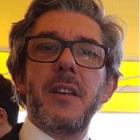 CARLOS ARAÚJO