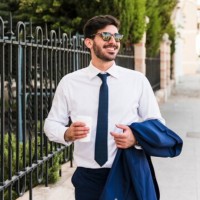 Anas L.
