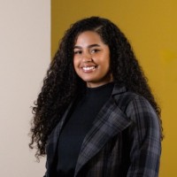 Mirella Barbosa Vieira