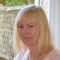 Wendy Bacon