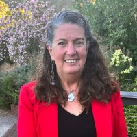 Lynda Deschambault