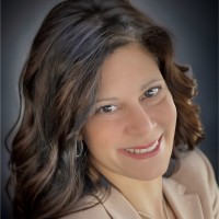 Laena Capps, Mba
