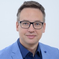 Péter Bauer