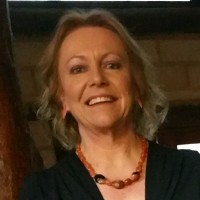 Julianne Evans