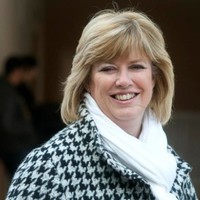 Lynn Binns