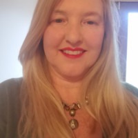Denise Mills