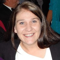 Laura Bond