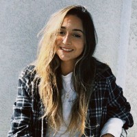 Camille Queiroz Aguiar