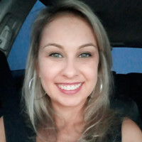 Aline Bom