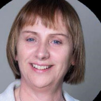 Paula Lyons
